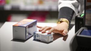 Sandoz setzt sich nach starkem Quartal höheres Margenziel