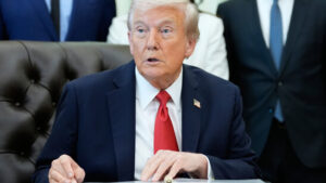 Trump telefoniert mit Putin und empfängt Selenskyj