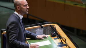 Neue Regierung in Frankreich steht – Politikkrise ungelöst