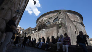 Tourist stürzt von Mauer des Pantheons in Rom – tot