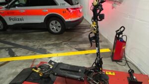 Polizei beschlagnahmt in Zürich 110 km/h fahrendes E-Trottinett