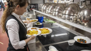 Sozialpartner im Gastgewerbe wollen raus aus der Tieflohnzone