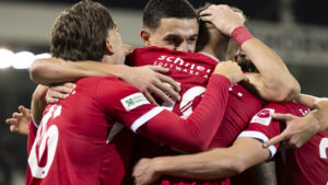 Heimsiege für Thun und Winterthur