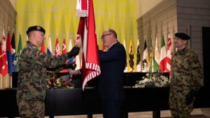 Armee-Chef Süssli übergibt in Luzern Kommando an Nachfolger Roos