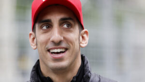 Buemi beim Saisonfinale der Langstrecken-WM auf dem Podest
