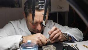 Schweizer Uhrenexporte sinken auch im Oktober