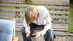 Australiens Social-Media-Verbot für alle unter 16 in Kraft