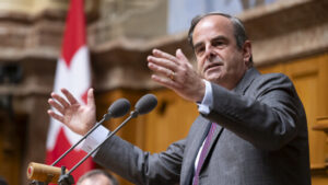 Nationalrat will Bundesratsrücktritte strenger regeln