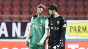 Sion trifft vom Penaltypunkt, GC nicht