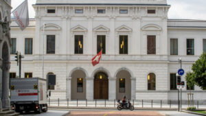 «Kleine Verwahrung» für Handgranaten-Anschlag auf Ex-Geliebte