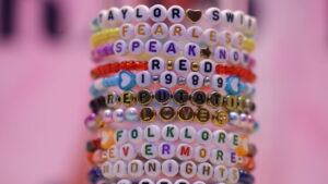 Viele Songtexte sind laut Studie einfacher und negativer