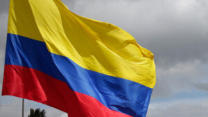 Bus mit Schülern stürzt in Schlucht – mehr als zwölf Tote