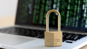 Überwachung des Nachrichtendienstes verstösst gegen Grundrechte