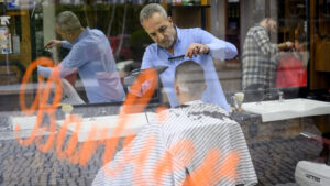 Preisangabe bei Coiffeur und Co.: Mehrheit der Preise sind korrekt