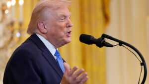 Trump fordert von Maduro Rückgabe von Öl und Land