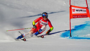 Odermatt und Meillard in Lauerposition – Brennsteiner in Führung