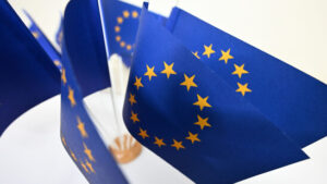 Medienbericht: EU prüft Verbrenner-Kompensationsmodell