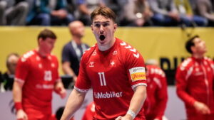 Schweizer starten mit Unentschieden