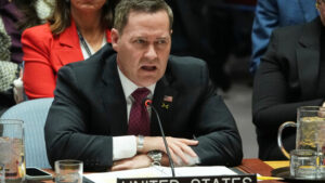 USA verlegen Medien zufolge Flugzeugträger nach Nahost