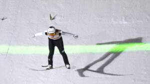 Flugshow des Slowenen Domen Prevc