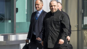 Ukrainer und Russen setzen Gespräche über Kriegsende fort