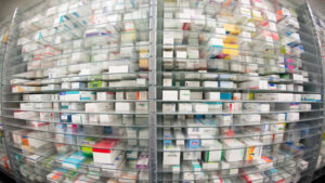 Schweizer Exporte erreichen 2025 dank Chemie und Pharma Rekord