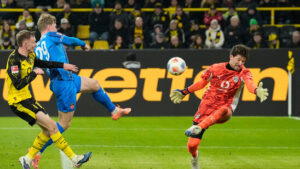 Dortmund rückt Bayern noch näher