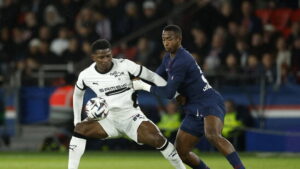 Embolo trifft bei Rennes‘ Sieg gegen PSG