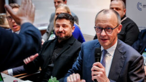 Merz sagt Ukraine weitere Unterstützung zu