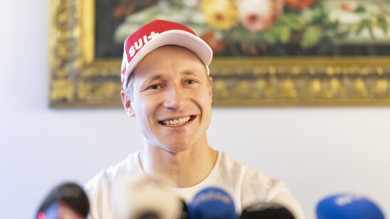 Auto rast in Geburtstagsparty - zwei Kinder tot - Marchanzeiger