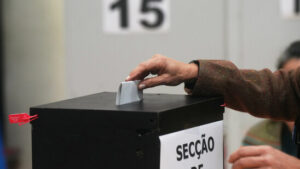 Prognosen: Seguro gewinnt Präsidentenwahl in Portugal