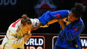 April Fohouo erst im Final bezwungen