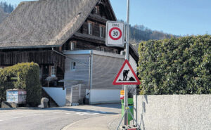 Tempo-30-Zone auf einer Privatstrasse sorgt für Fragen